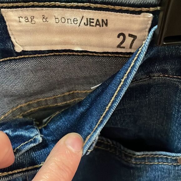 Rag & Bone Mid-Rise Ankle Skinny in Hampton - Picture 9 of 12